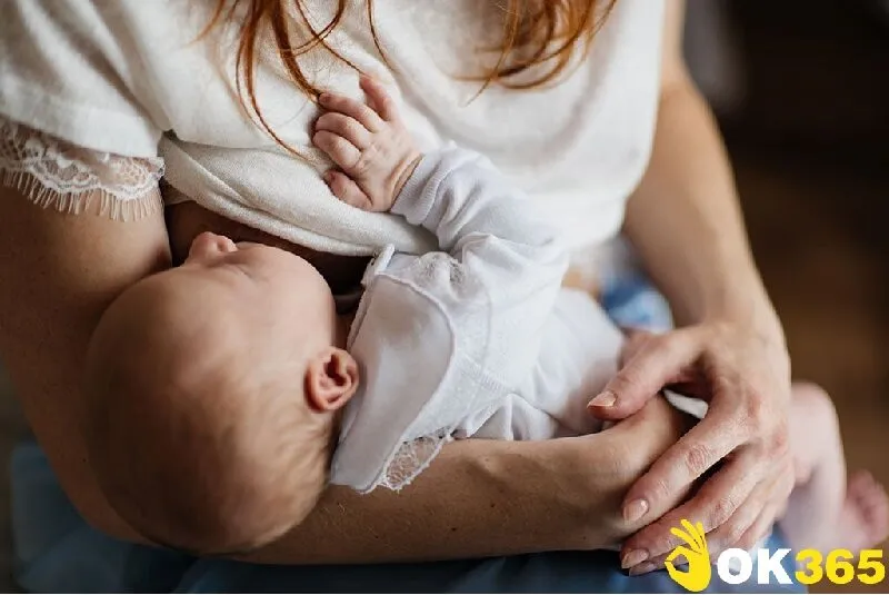 Chiêm bao thấy cho con bú trên thuyền hợp số nào?